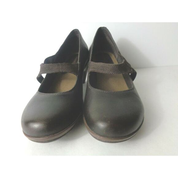 MERRELL US 9.5M Espresso Evera Draft Medium Heel Leather Mary Jane Pumps Shoes - Picture 2 of 9